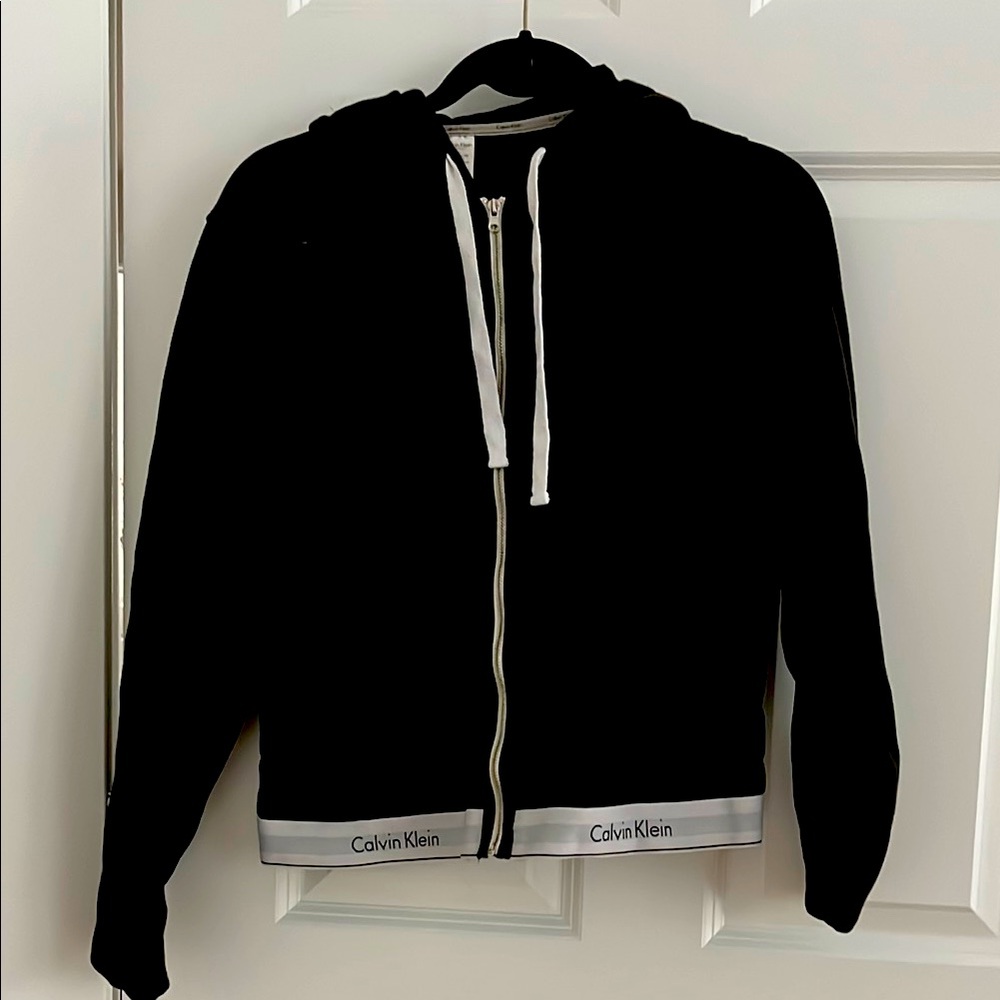 Calvin Klein zip up hoodie. Black size Large
